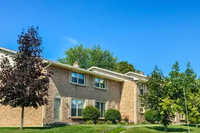 Blackacres Blvd Townhomes - Townhouse (3 bedroom) available at 1
