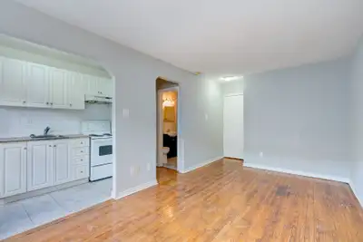 38-40 Lambton Avenue - bachelor Apartment for Rent, View more