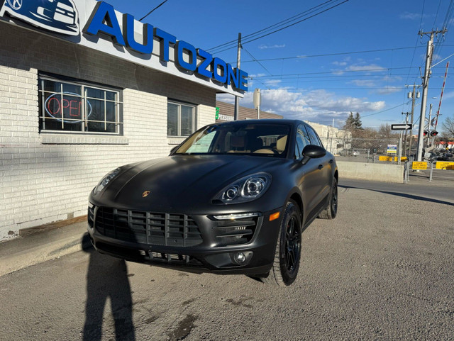 2015 Porsche Macan AWD 4dr S in Cars & Trucks in Calgary - Image 2