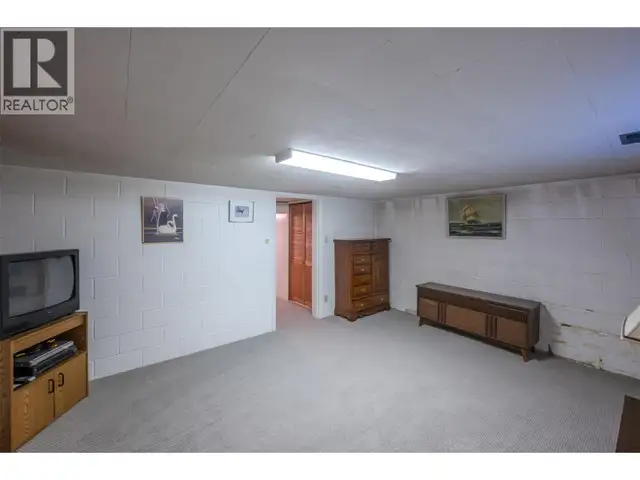 3910 North Naramata Road Naramata, British Columbia in Land for Sale in Penticton - Image 31