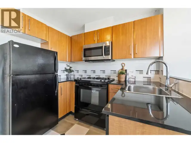 1710 501 PACIFIC STREET Vancouver, British Columbia in Condos for Sale in Vancouver - Image 10