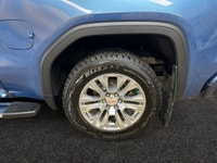Welcome to Capital GMC! The All New GMC Sierra has been redefined from Hood to Hitch. This 4WD Blue... (image 8)