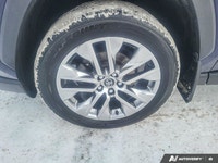 2021 Toyota RAV4 Le Toyota RAV4 XLE 2021 est équipé d'un moteur 4 cylindres de 2,5 L développant 203... (image 8)