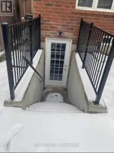 104 COMMODORE DRIVE Brampton (Credit Valley), Ontario