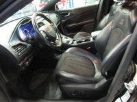 CHRYSLER 200 S 2015 V-6 3.6 LITRES PENTASTAR 295 HP / CUIR NOIR CHAUFFANT ET ÉLECTRIQUE / CAMÉRA DE... (image 4)