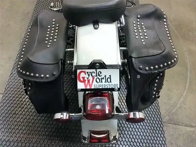 2001 Harley-Davidson FLSTC-Heritage Softail Classic in Street, Cruisers & Choppers in City of Toronto - Image 13