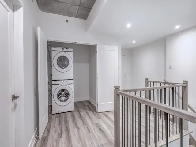 Condo Loft LUXE 5 1/2 (2 floors) for rent - Griffintown62864750454531124