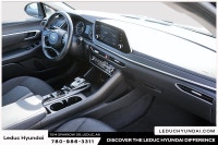 2021 Hyundai Sonata Preferred Experience the Hyundai Sonata Preferred with only 64205 km on the odom... (image 9)