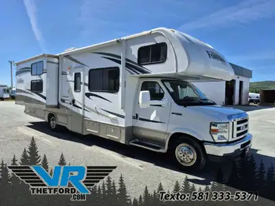 VR Thetford 2015 Forester 3171DS Paiement à partir de $/sem. + TX. 2015 Forester 3171DS Superbe moto...