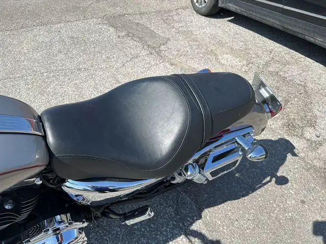 2007 Harley-Davidson Sportster ~ SPORTSTER XL1200 CUSTOM ~ COOL  in Street, Cruisers & Choppers in City of Toronto - Image 20