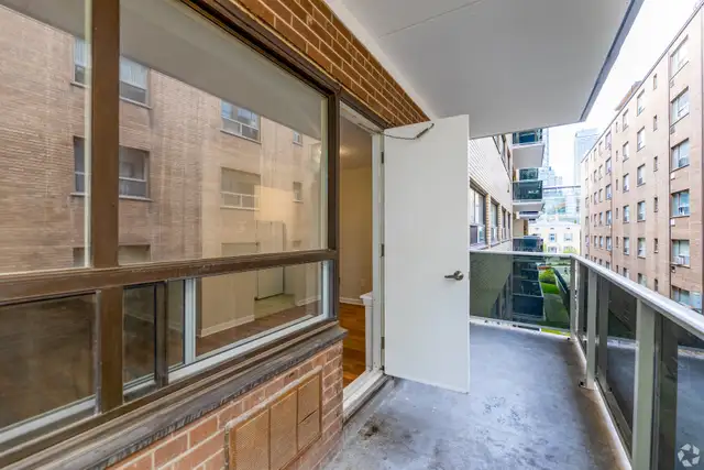 Jarvis One Bedroom in Long Term Rentals in City of Toronto - Image 11