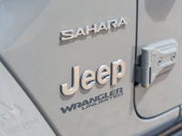 Come see this 2021 Jeep Wrangler Unlimited Sahara before it's too late! * This Jeep Wrangler is a Ba... (image 8)