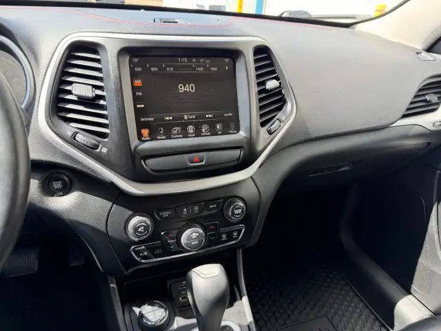 2017 Jeep Cherokee Trailhawk5484076570837196821