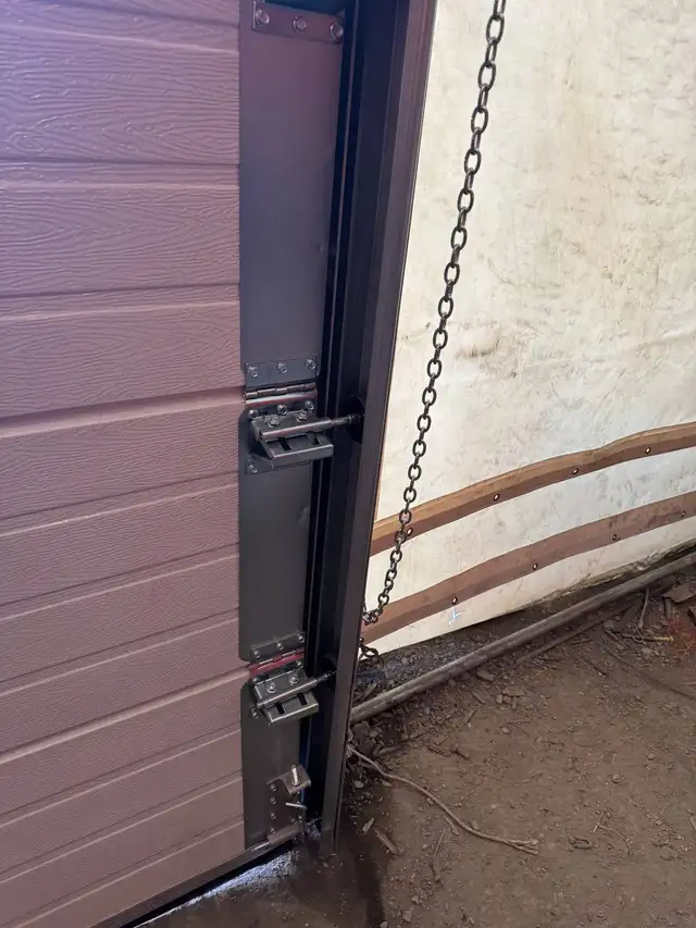 Electric Insulated Overhead Door Kit – Heavy-Duty for Shop in Other in Regina - Image 4