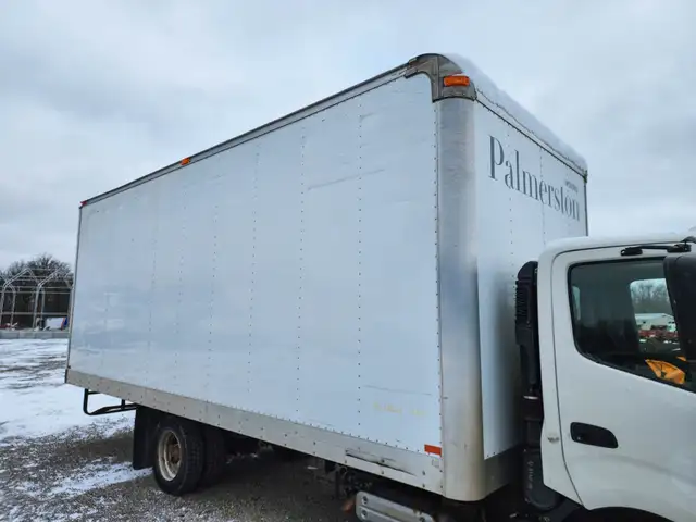 Hino 195 21ft Van Body - Stock #: HI-0824-10 in Heavy Equipment Parts & Accessories in Hamilton - Image 2