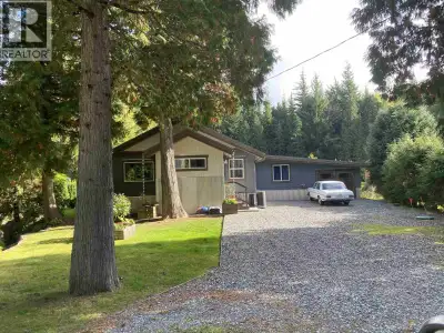 This amazing rancher has had numerous upgrades and has been beautifully maintained. Featuring a brig...