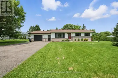 1125 BARNETT DRIVE Ottawa, Ontario