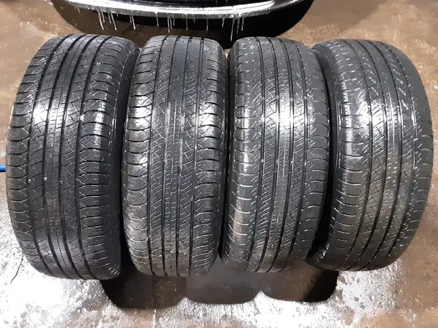 235 60 18 - ALL SEASON TIRES - 5x114.3 18in 18" ALLOY RIMS in Tires & Rims in Kitchener / Waterloo - Image 5