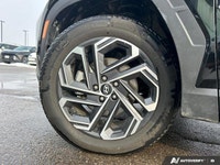 The advertised vehicle price is based on a promotional finance offer. Customers who purchase the veh... (image 8)