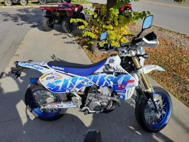 2024 Suzuki DR-Z400SM in Sport Bikes in Ottawa - Image 2