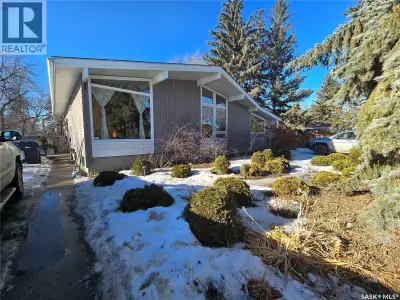 Situated on a huge lot, on a quiet street, this sprawling bungalow has so much to offer. The yard is...