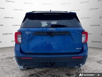 Command attention and conquer every journey in this remarkable 2022 Ford Explorer ST-Line. Powered b... (image 5)