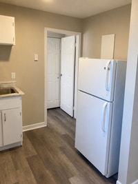 Excellent location on bustling Portland Street in the heart of downtown Dartmouth! These one bedroom... (image 5)