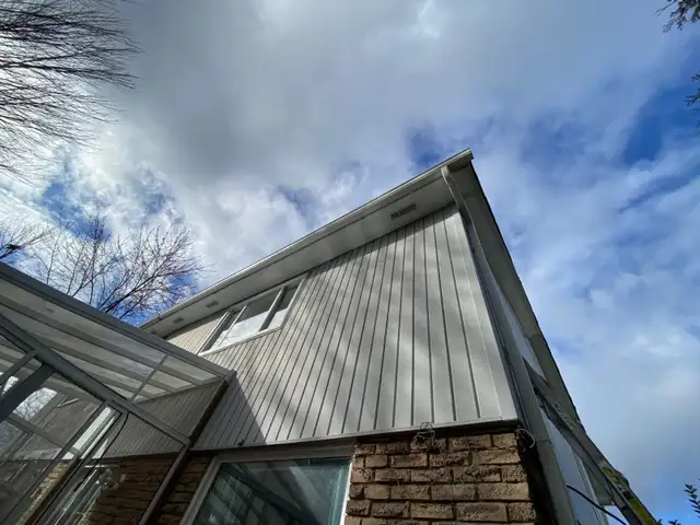 Real Blue Roofing – Roof Repairs, Shingles  (647) 740-522562863235884163124