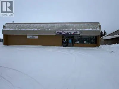 BUILDING FOR SALE! Calling all Investors! 4782 Sqft Commercial retail building with an anchor tenant...
