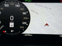 This 2023 Land Rover Defender 90 X-DYNAMIC is s a local Ontario vehicle with a clean Carfax report a... (image 8)