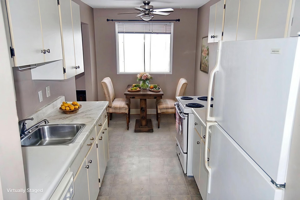 College Park, Centre Mall Area Apartment For Rent 5