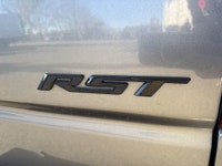 AMVIC Licensed Dealer AMVIC LICENSED DEALER//Stock Number: CU582333B *Premium Heated Bucket Seats *1... (image 6)