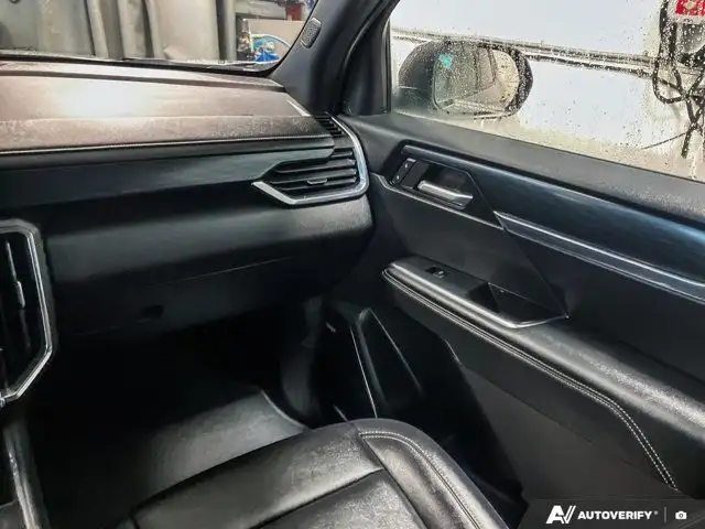 2024 GMC Acadia Elevation | Remote Start | Rear View Camera in Cars & Trucks in Prince Albert - Image 30