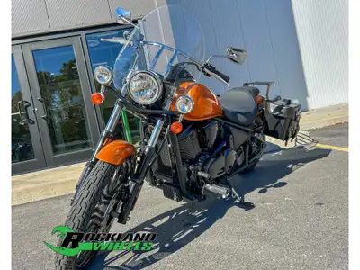 2012 Kawasaki VULCAN 900 CUSTOMS with saddlebags Kawasaki Vulcan 900 Custom 2012 Style Cruiser, Puis...