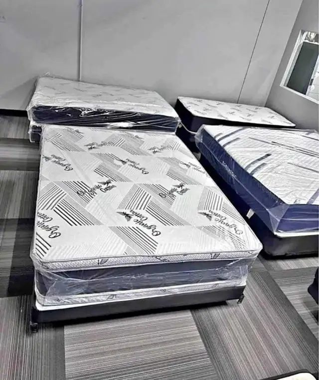 { Queen Mattress } King Mattress / Twin Mattress | Full Mattress in Beds & Mattresses in Oshawa / Durham Region - Image 4