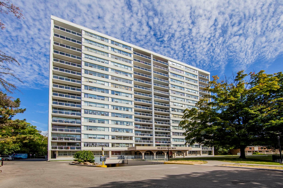 3 Bedroom Apartment for Rent 205 Queen Mary Drive Long Term Rentals