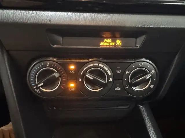 2015 Mazda Mazda3 4dr Sdn Man GS in Cars & Trucks in Longueuil / South Shore - Image 24