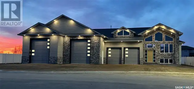 4 Loewen COURT Warman, Saskatchewan62864390445953124
