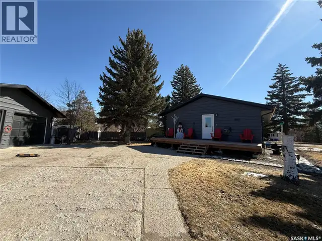 201 4th AVENUE SE Eston, Saskatchewan in Houses for Sale in Swift Current - Image 6