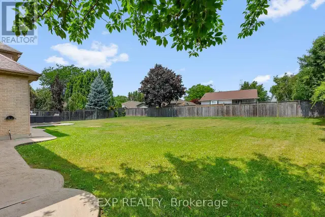 7847 CATHEDRAL DRIVE Niagara Falls (Mt. Carmel), Ontario in Houses for Sale in St. Catharines - Image 39