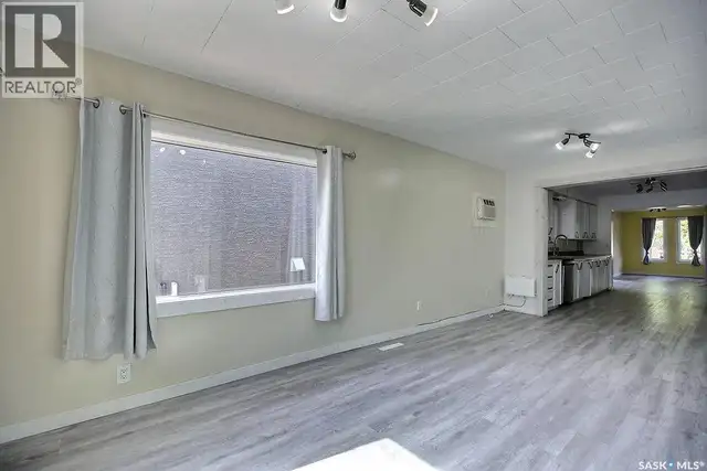 424 ARTHUR STREET Regina, Saskatchewan in Houses for Sale in Regina - Image 5