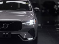 The 2023 Volvo XC60 Plus B6 Dark Theme is a high-performance Scandinavian SUV that combines a stealt... (image 4)