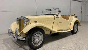 1953 MG T-Series leather