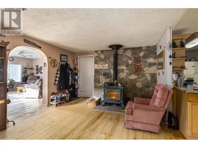 85 Ernest Avenue Beaverdell, British Columbia in Houses for Sale in Penticton - Image 5