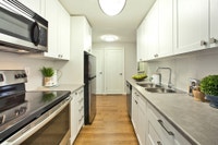 Realstar's Albany Place apartment rentals in Fort Erie are ideally located on the banks of the Niaga... (image 4)