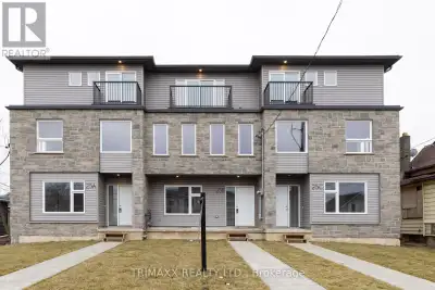 For Sale: Modern Freehold Townhouse with Dual Income Potential! Welcome to this beautifully maintain...