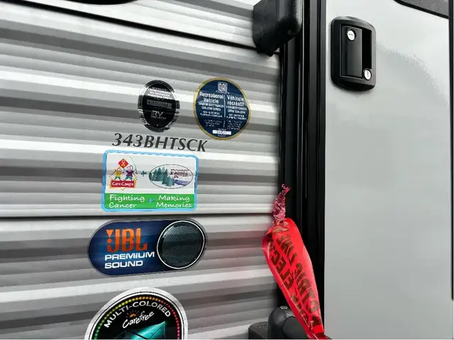 2023 Catalina 343BHTS in Travel Trailers & Campers in Sudbury - Image 6
