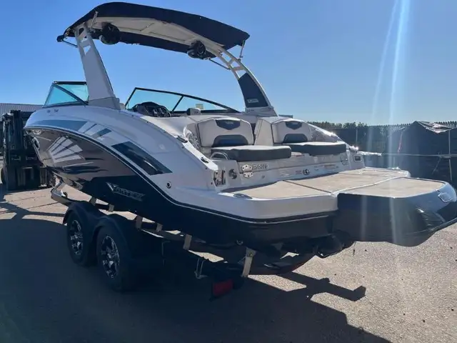 2019 DIVERS/AUTRES CHAPARRAL VRX2430 in Powerboats & Motorboats in Lac-Saint-Jean - Image 16