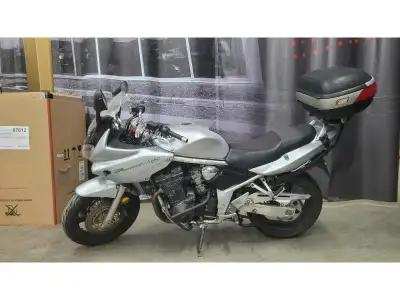 2003 Suzuki GSF12 Suzuki GSF12 2003 2003 SUZUKI GSF12 Nous payons le meilleur prix pour votre échang...