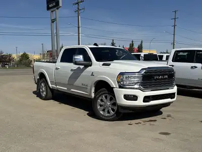 AMVIC Licensed Dealer * Turbo Diesel * Heavy-Duty Automatic Transmission * Gooseneck/5th Wheel Towin...